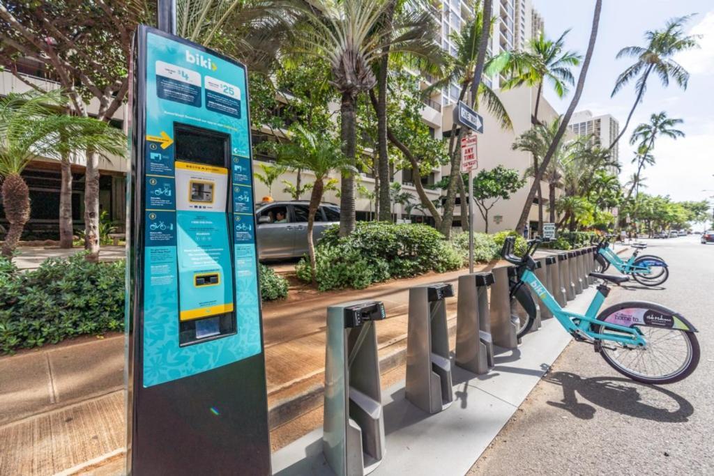 Апартаменти Waikiki Banyan W-Ocean Views With Free Parking! Гонолулу Екстер'єр фото