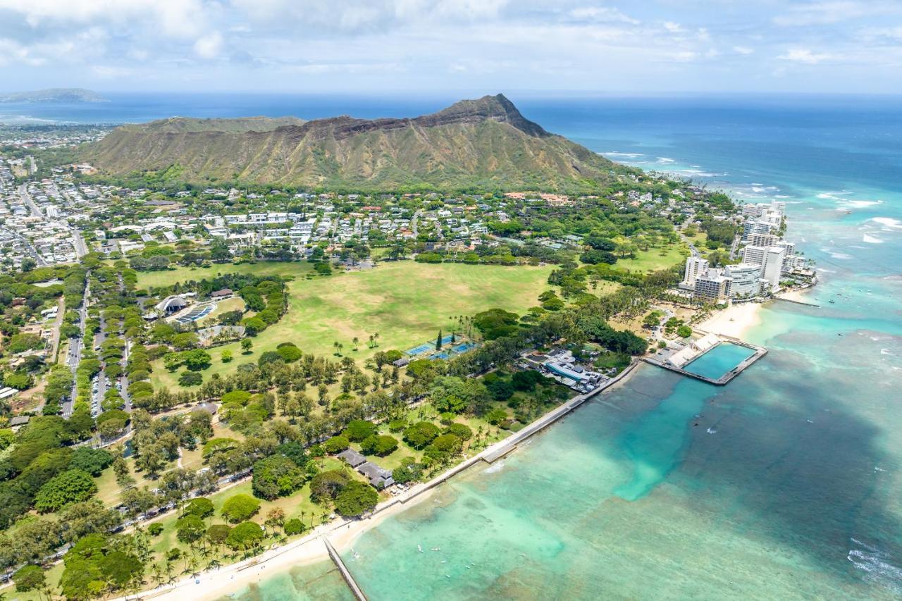 Апартаменти Waikiki Banyan W-Ocean Views With Free Parking! Гонолулу Екстер'єр фото